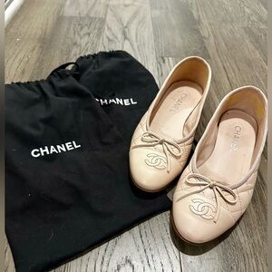 Chanel Pink Quilted Leather Ballet Flats with CC Logo /dust bag/Chanel Flats
